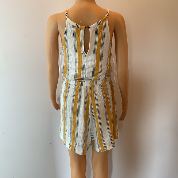 One piece romper - Picture 5 of 8